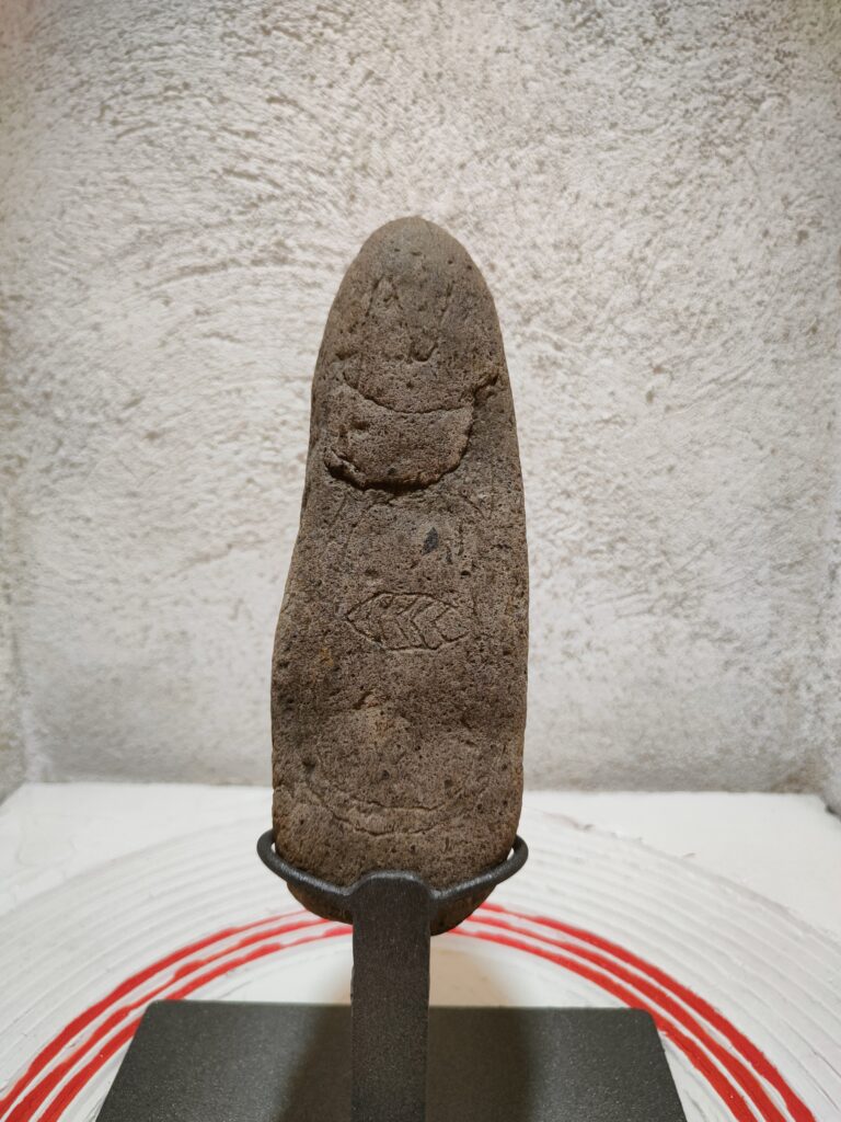 Betile antropomorfo